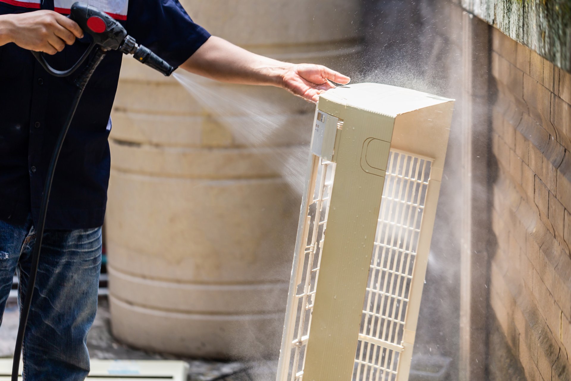 Washing Dirty Air Conditioner Components