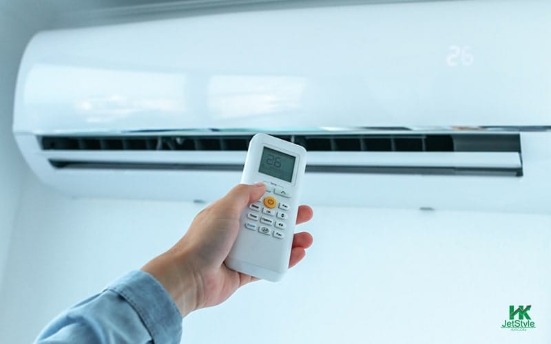 Remote Controller Adjusting Aircon Temperature