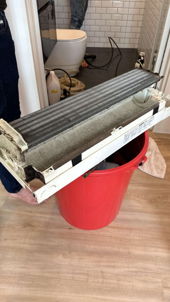 aircon servicing in Singapore