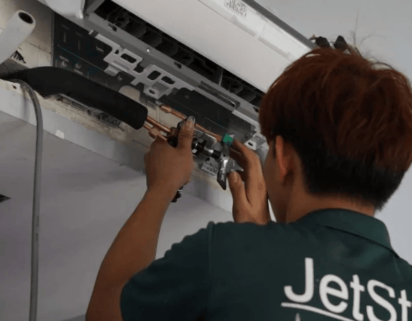 Signs Your Air Conditioner Needs Servicing in Singapore